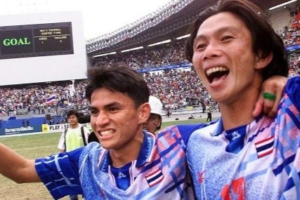 Dusit chuc Kiatisak thanh cong o HAGL hinh anh