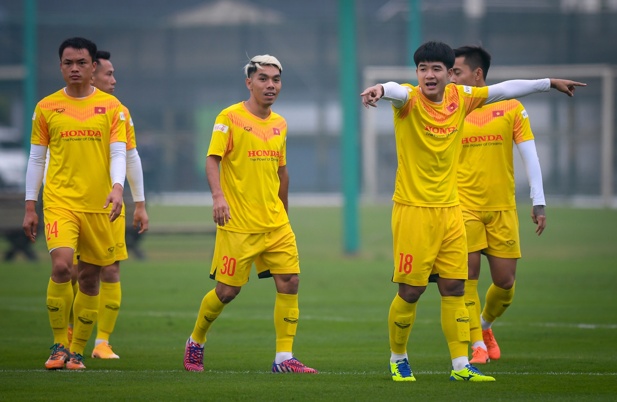giao huu tuyen viet nam vs u22 anh 1