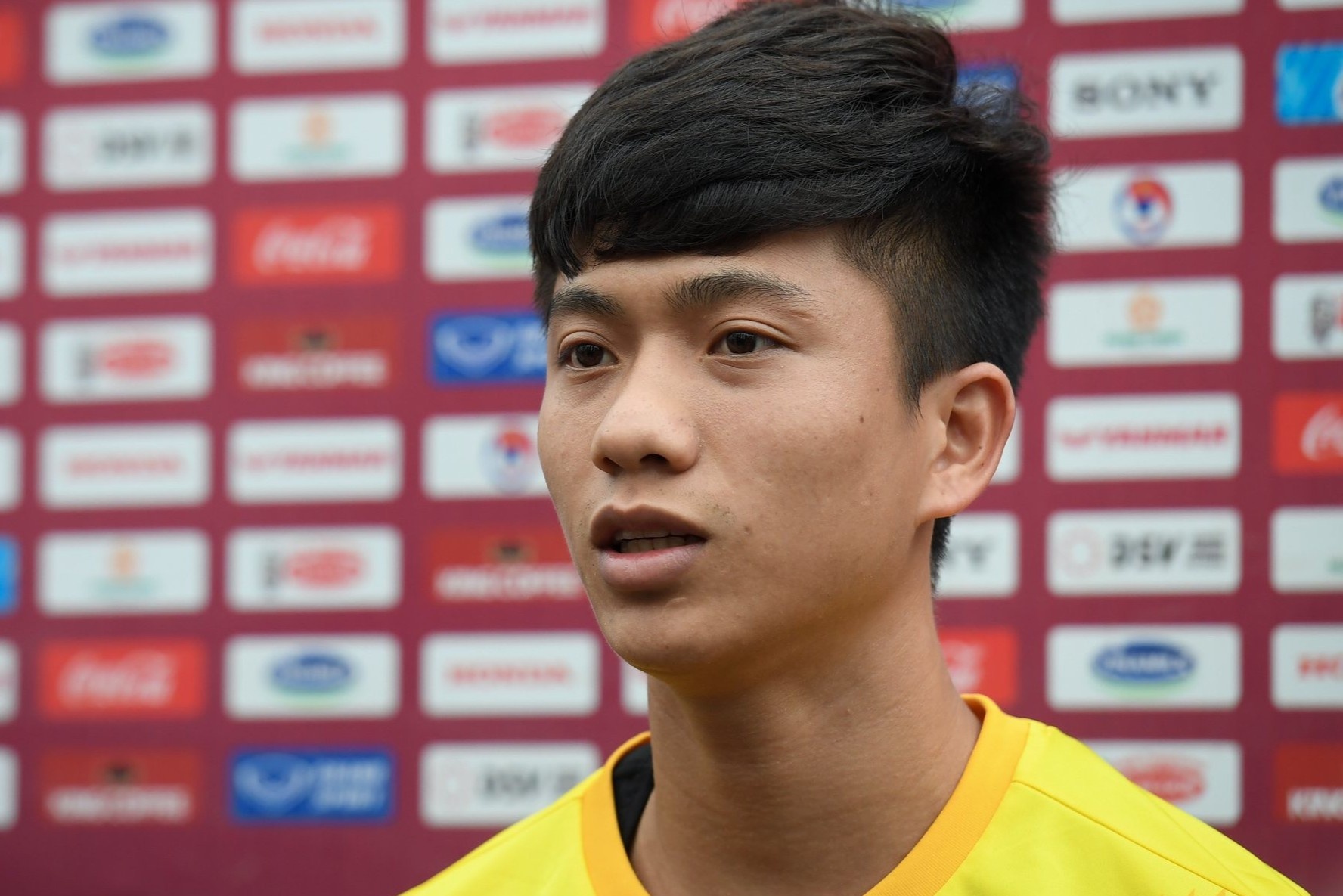 HLV Park cho Phan Van Duc tap them vao buoi toi hinh anh