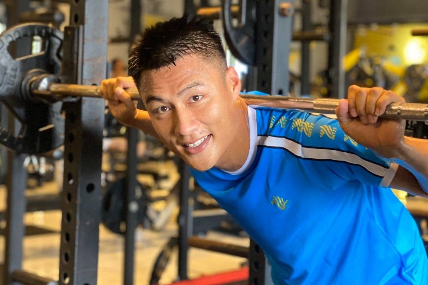 Mac Hong Quan sut can sau thoi gian cach ly hinh anh