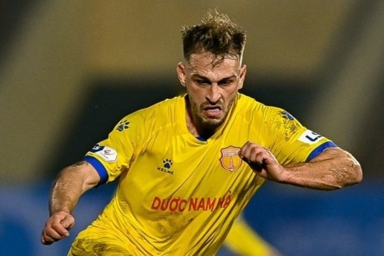 CLB Nam Dinh thanh ly hop dong voi Gramoz hinh anh