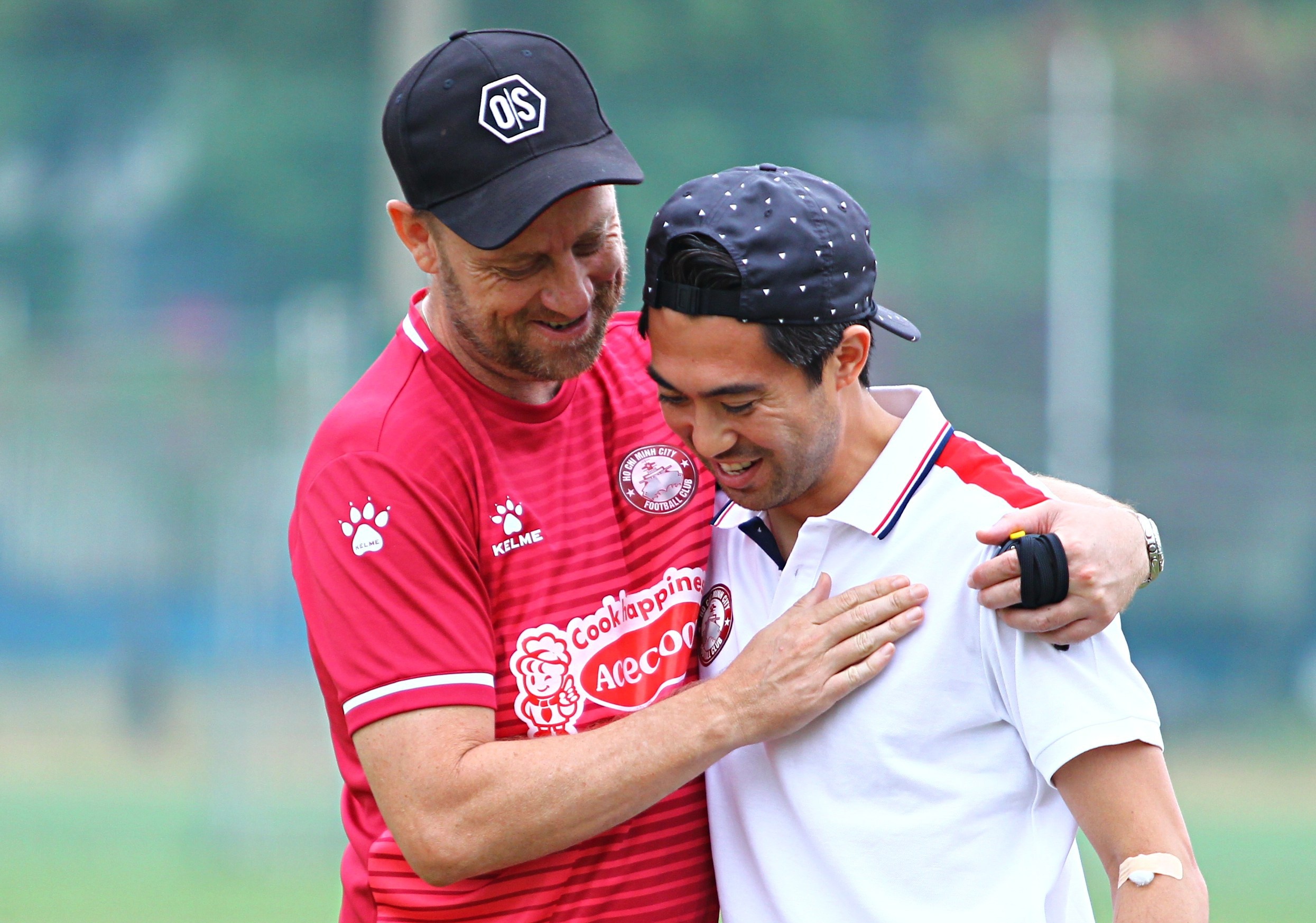 cau thu bi phat neu tang can anh 1