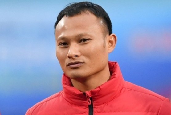 Nhieu CLB V.League cho cau thu ve que an Tet som hinh anh