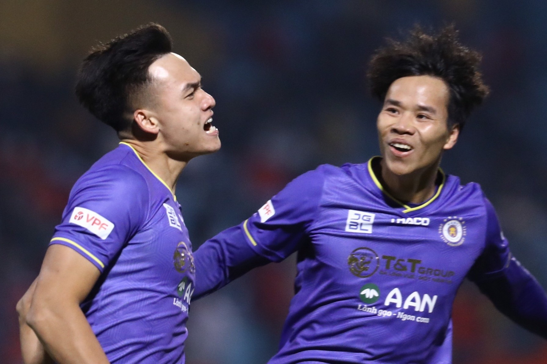 CLB Ha Noi vao top 10 doi bong dat gia nhat Dong Nam A hinh anh