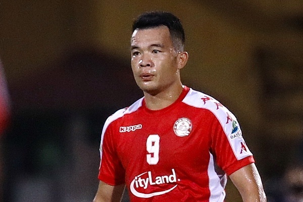 'Hanh vi cua Hoang Thinh anh huong den hinh anh bong da Viet Nam' hinh anh