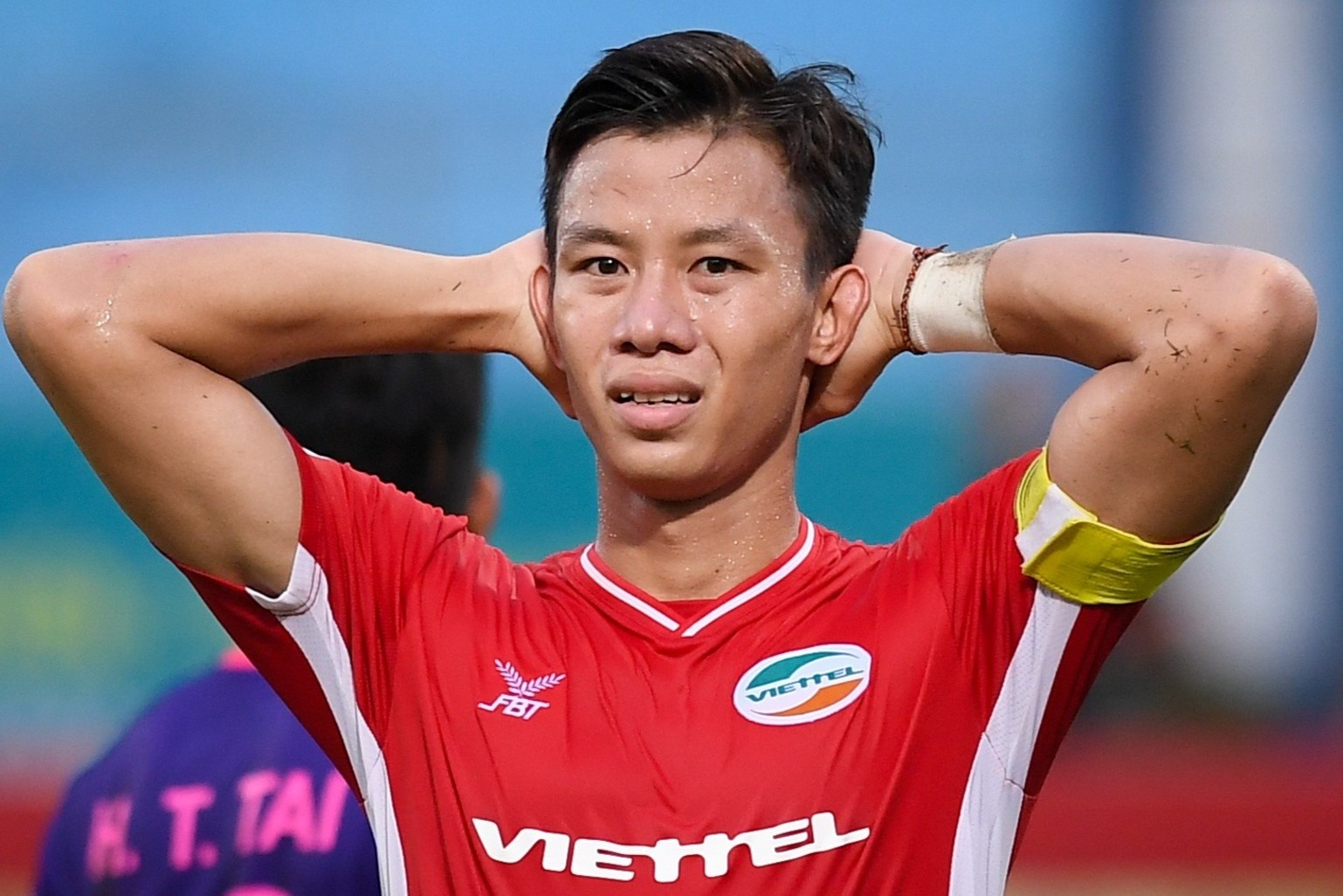 Ngoc Hai khen Van Duc trong ngay tro ve xu Nghe hinh anh