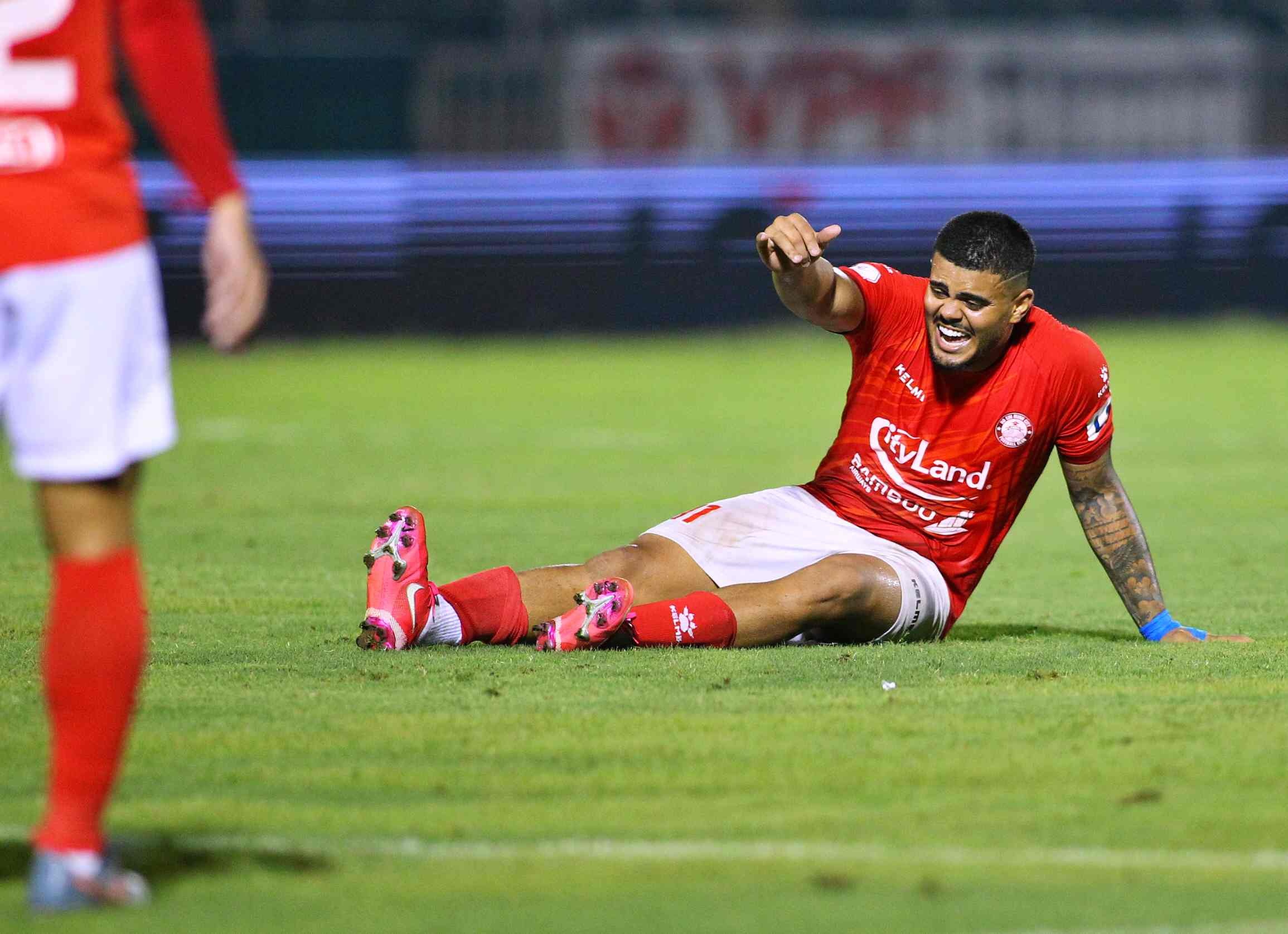 ngoai binh v.league anh 1