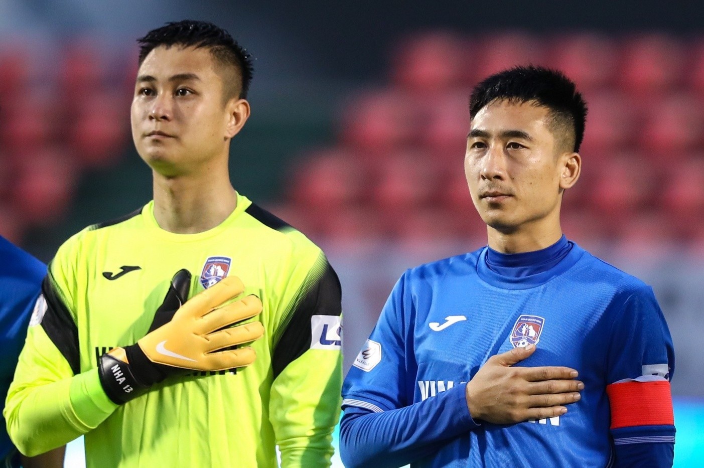 Cau thu CLB Quang Ninh san sang giai tan hinh anh