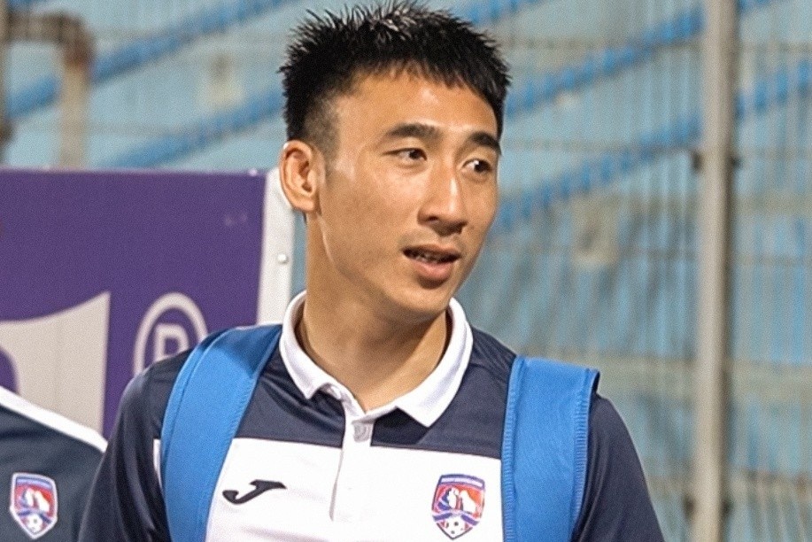 CDV Quang Ninh: 'Cac cau thu hay ngang cao dau' hinh anh