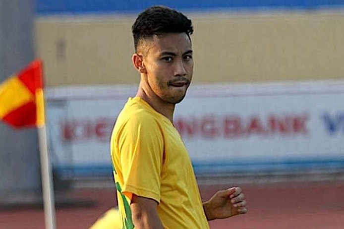 Cau thu Viet kieu Phap ve tim co hoi o V.League hinh anh