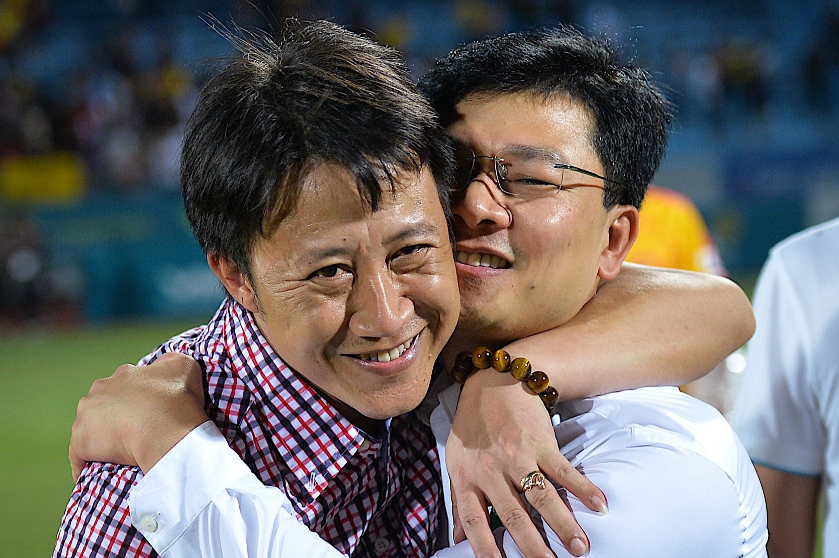 HLV Nguyen Thanh Cong thang tran ra mat CLB Ha Tinh hinh anh