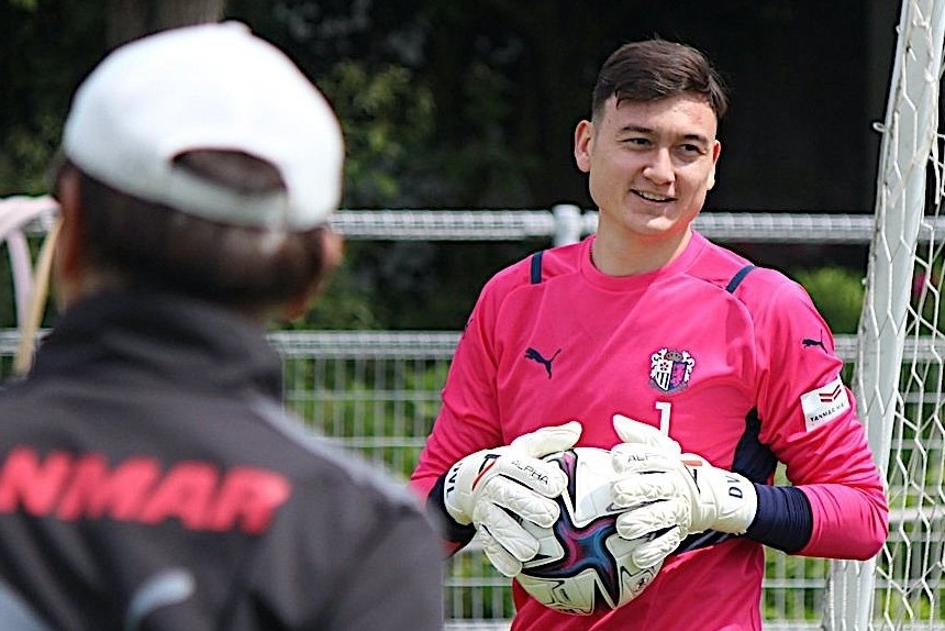 Van Lam chua the choi tran ra mat cho Cerezo Osaka hinh anh