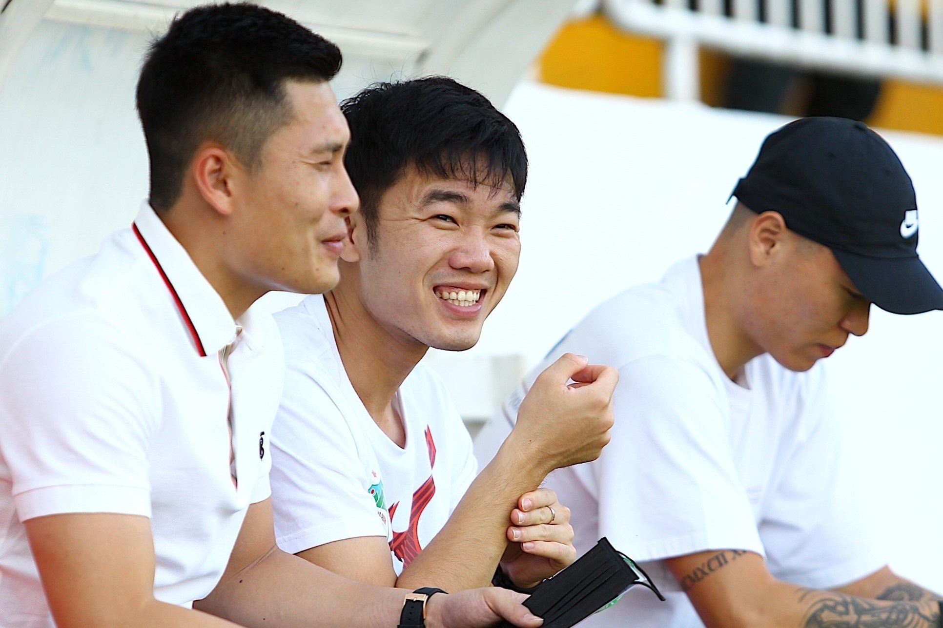 Xuan Truong, Tuan Linh banh bao trong ngay khong thi dau hinh anh