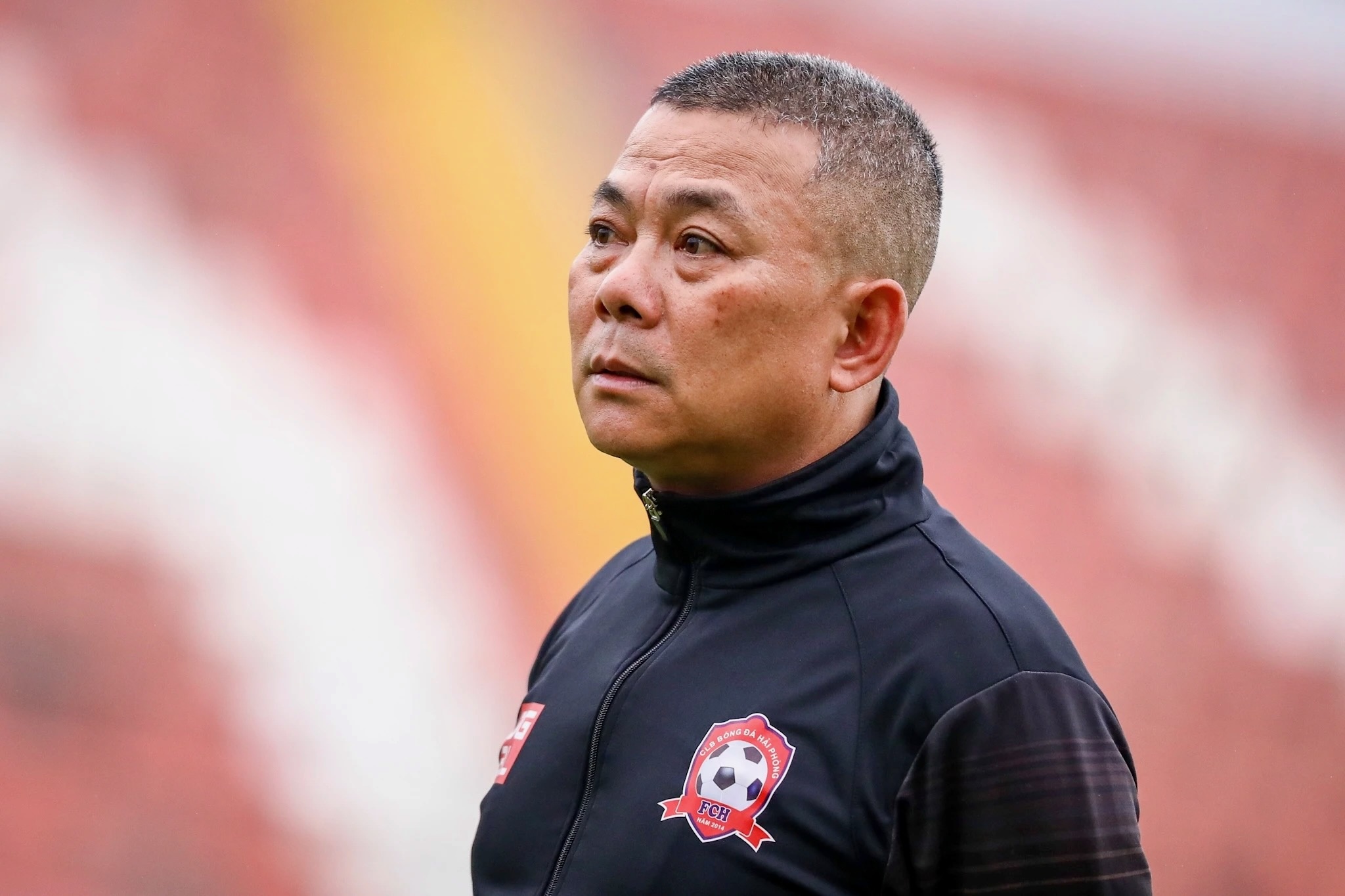 SLNA thay HLV de dua tru hang hinh anh