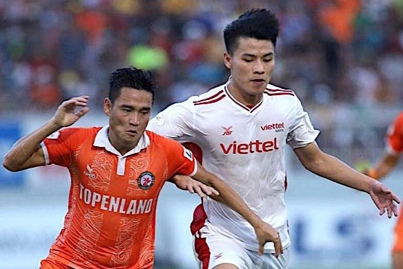 Thanh Binh, cau thu tre nhat tuyen Viet Nam, la ai? hinh anh