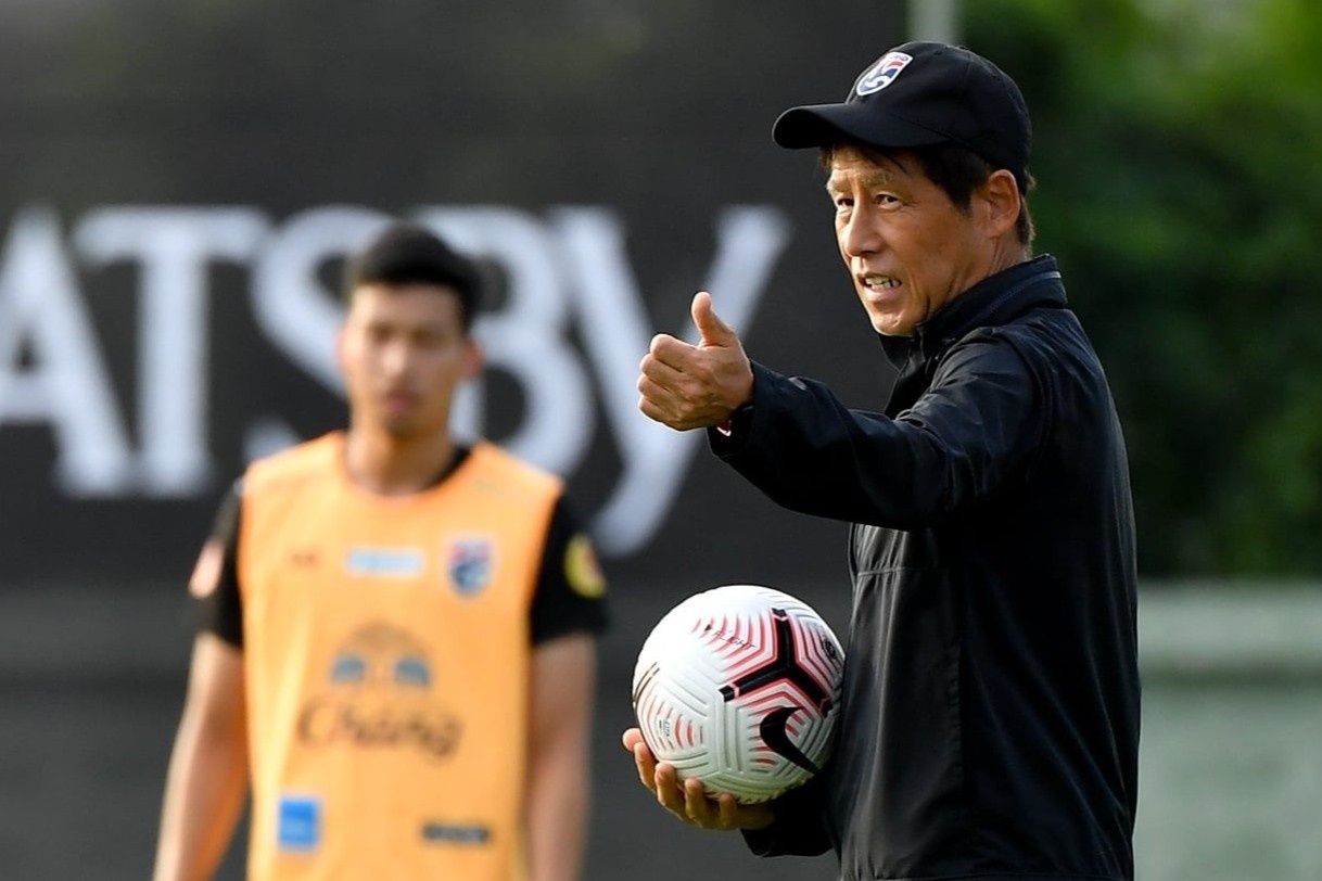 Tuyen Thai Lan co the mang doi hinh moi sang UAE hinh anh