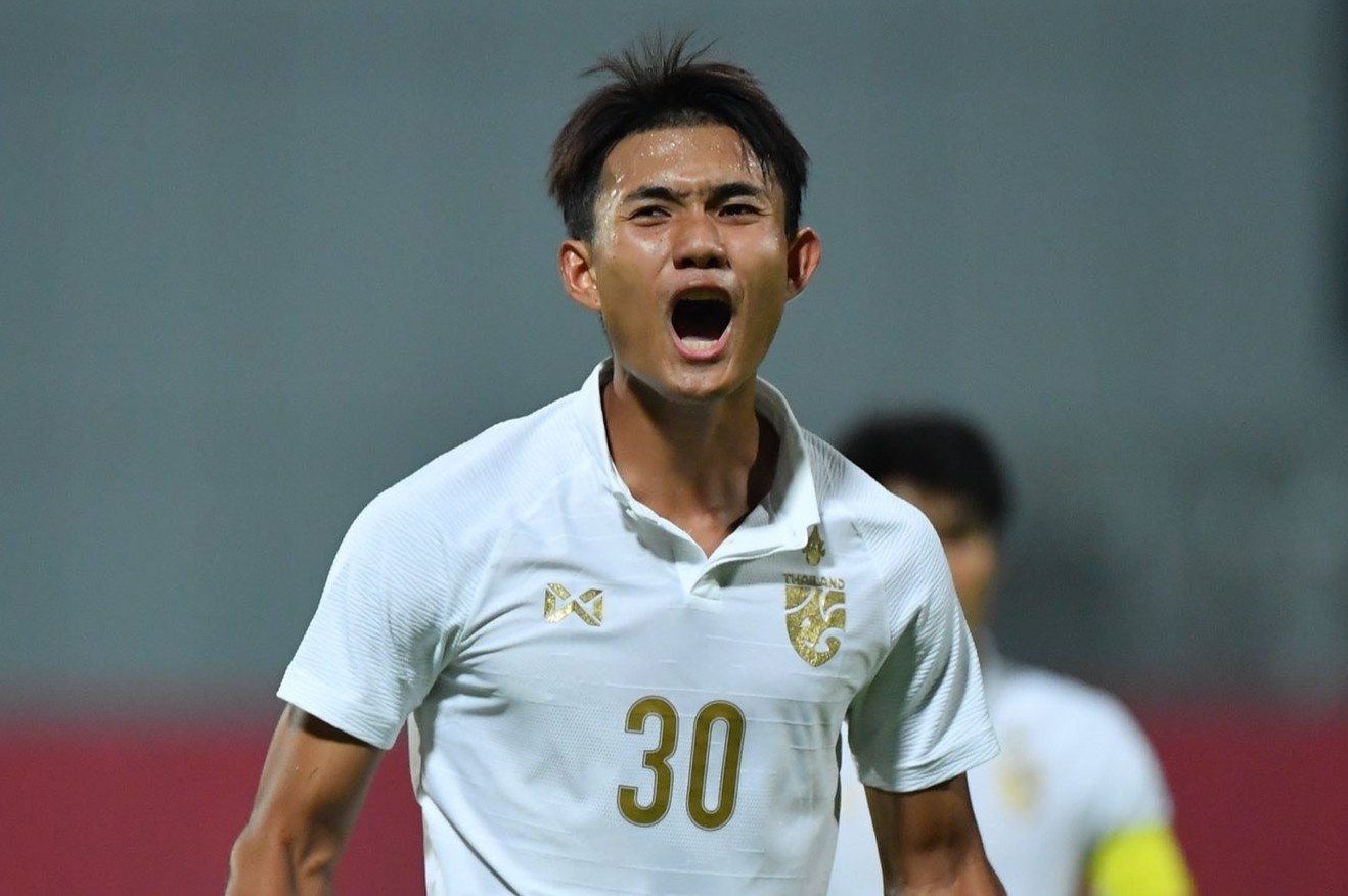 Suphanat: 'Chung toi may man moi co diem truoc U23 Viet Nam' hinh anh