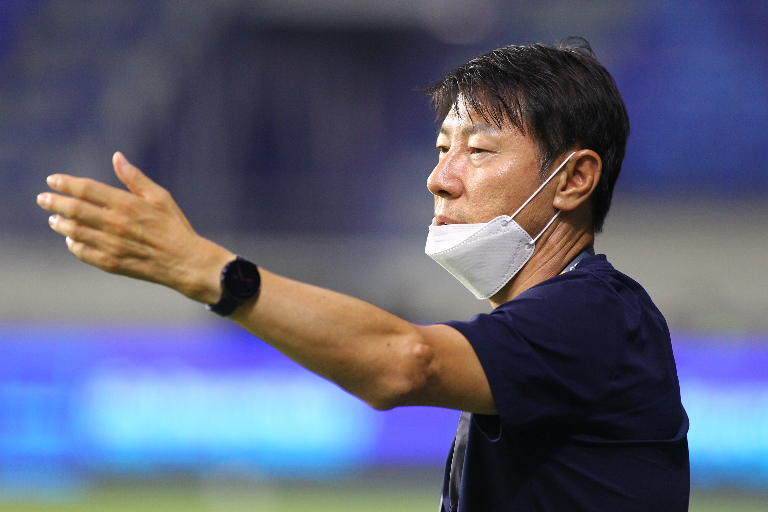 shin tae-yong bi 3 tro ly roi bo anh 3