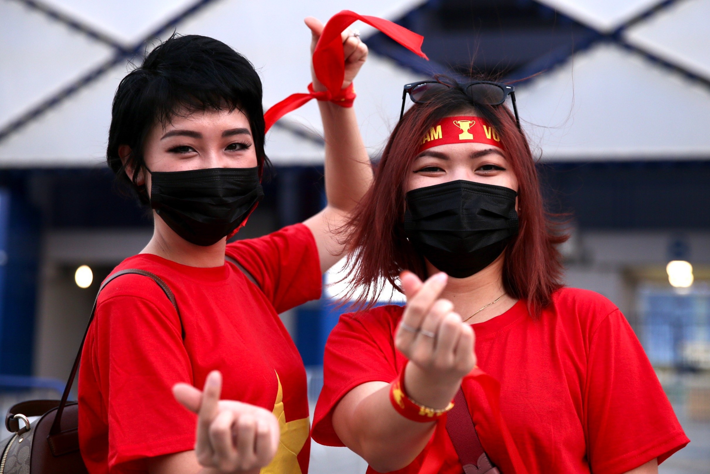 Co dong vien Viet Nam khuay dong khong khi truoc tran gap Indonesia hinh anh