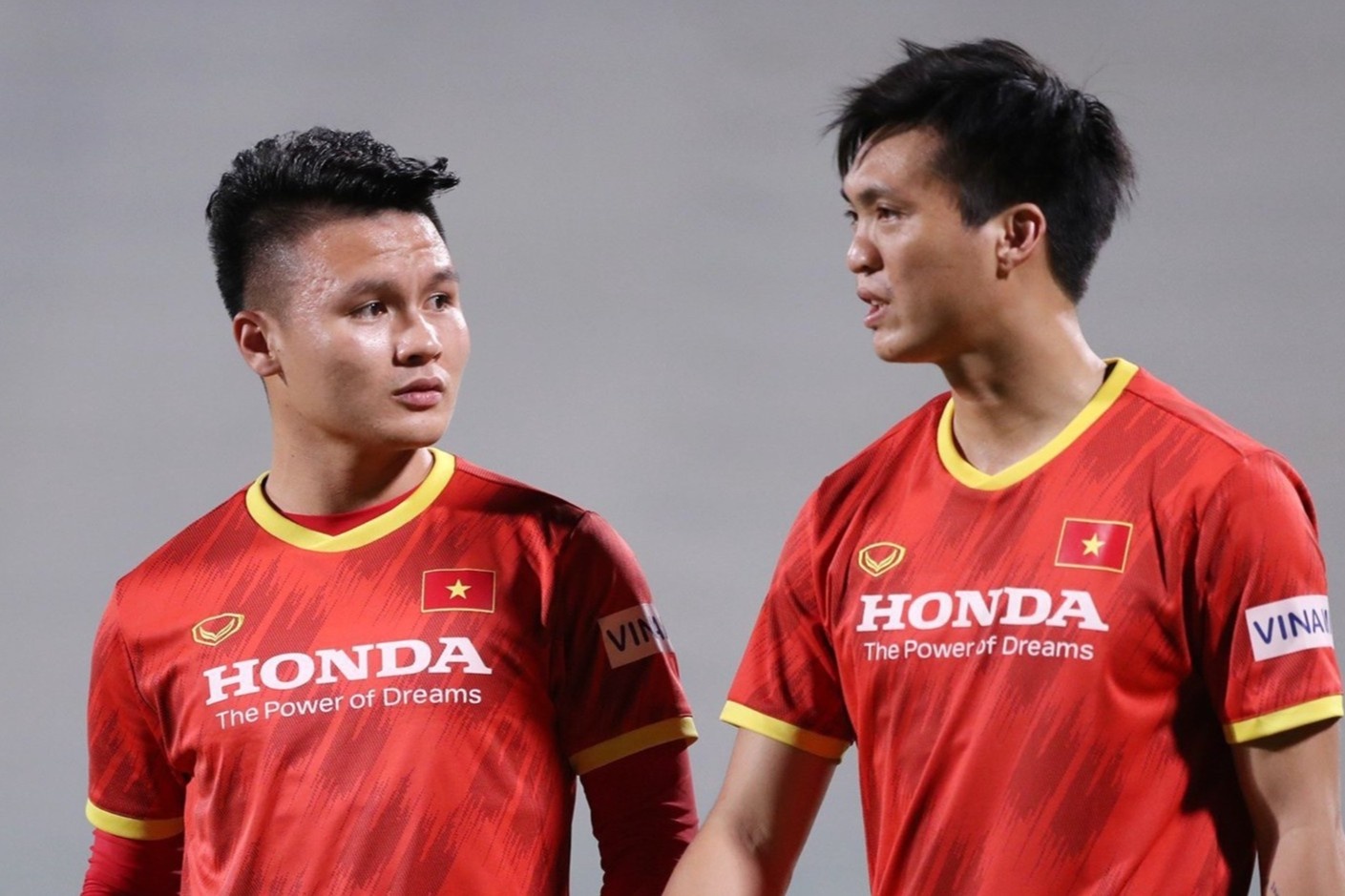 Chat thu linh con thieu cua hang cong tuyen Viet Nam hinh anh