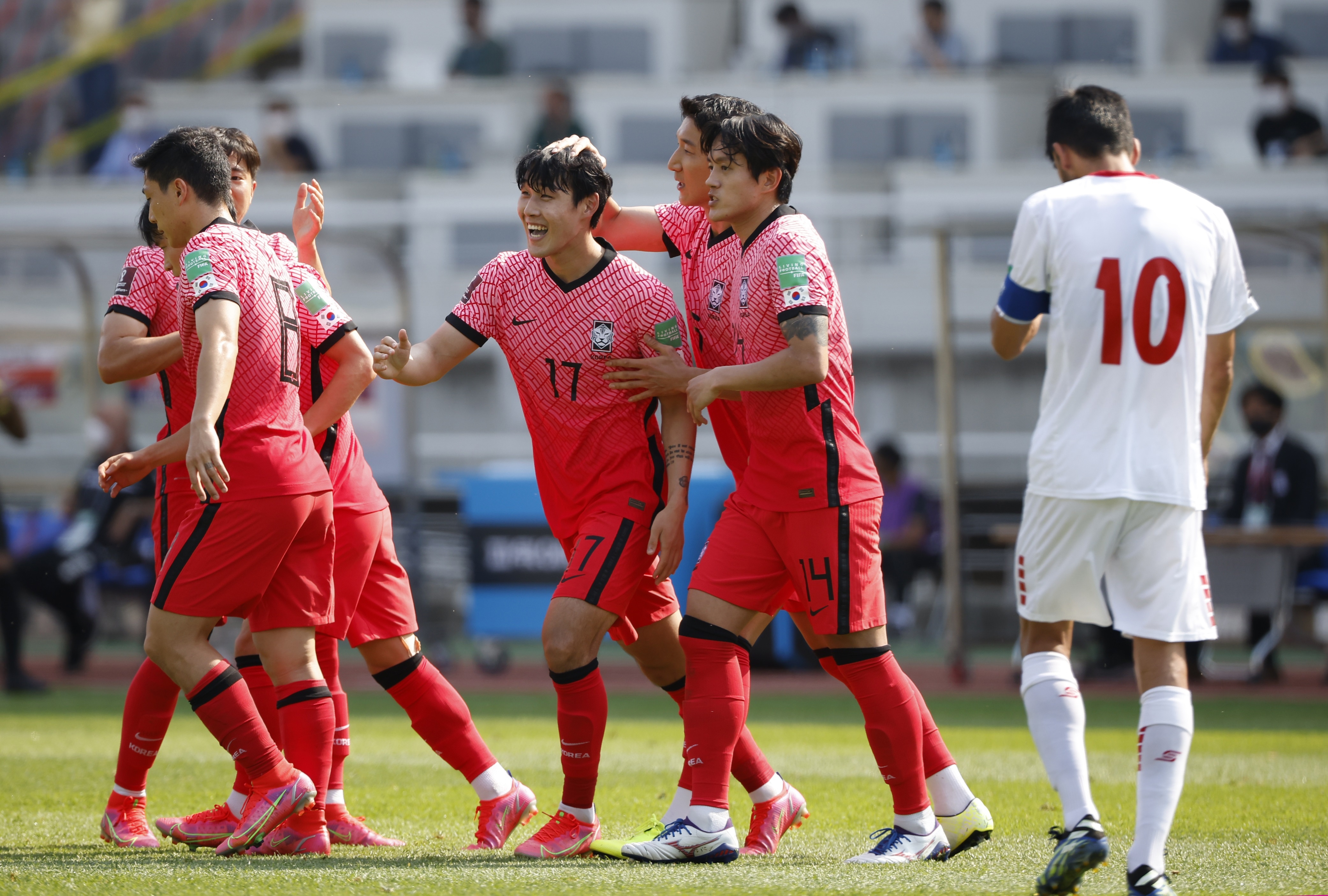 12 doi du vong loai thu ba world cup anh 3