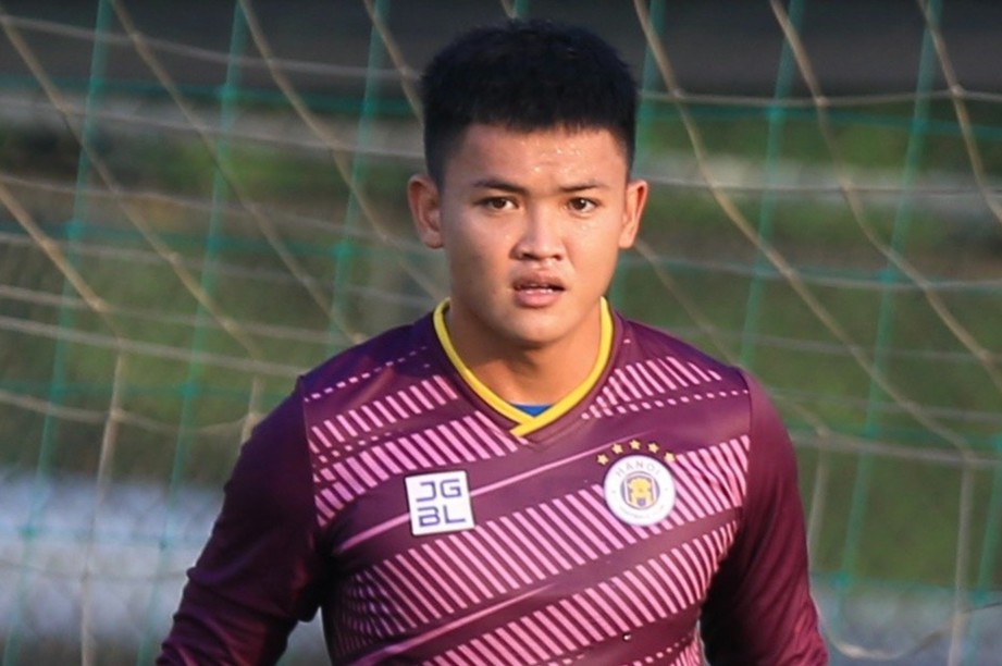 CLB Ha Noi bo sung thu mon thu 4 hinh anh