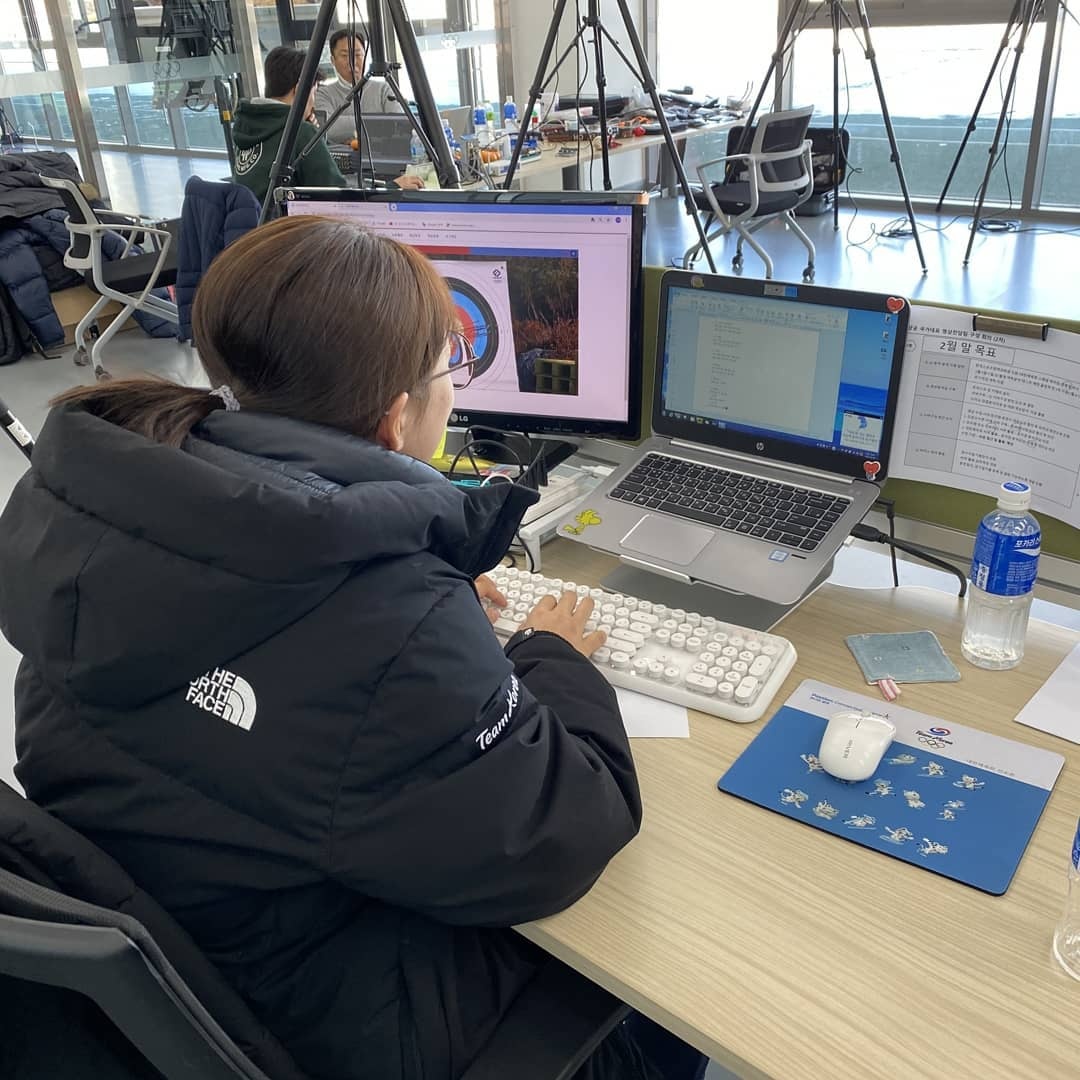 an san pha ky luc ban cung olympic anh 6