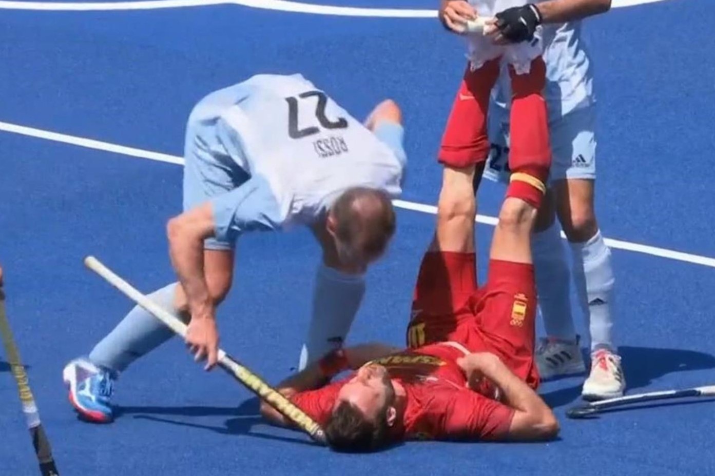 VDV di gay vao dau doi thu o Olympic 2020 hinh anh