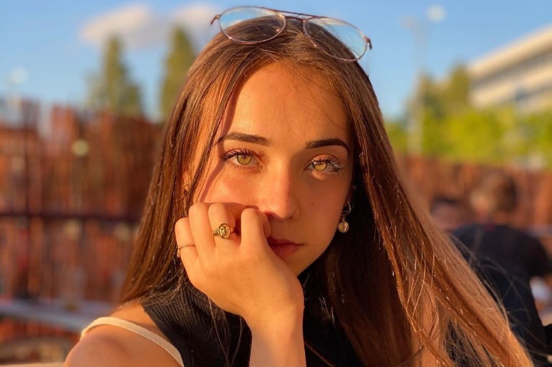 Ve dep cua VDV the duc dung cu Tay Ban Nha hinh anh