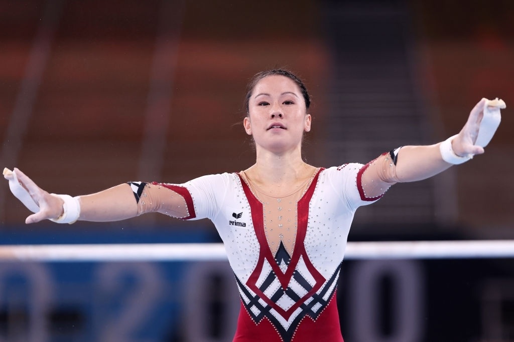 VDV goc Viet dung thu 17 o mon the duc dung cu hinh anh