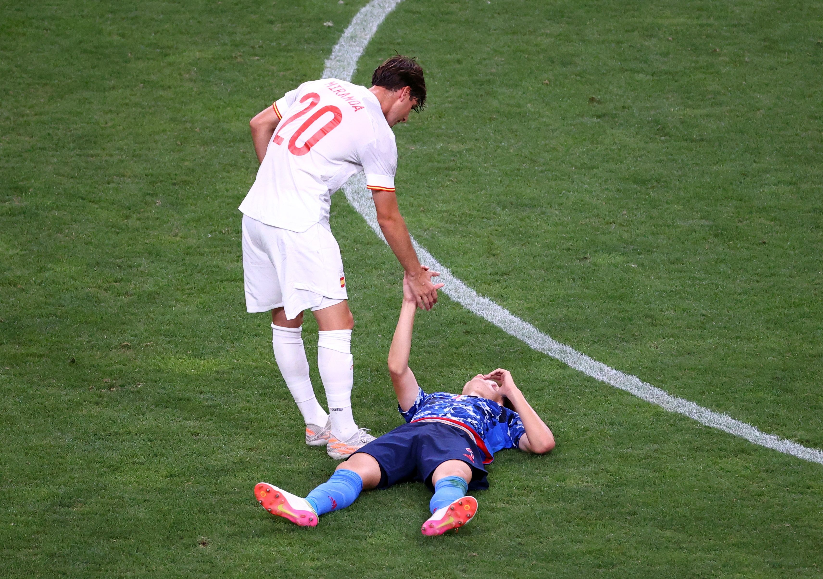 nhat ban vs tay ban nha anh 5