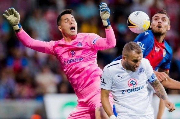 Filip Nguyen sap thanh cau thu dat gia nhat V.League hinh anh