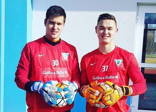 Hai thu mon goc Viet toa sang o giai CH Czech hinh anh