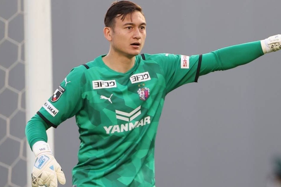 Van Lam duoc Cerezo Osaka dang ky tro lai sau hon 1 thang hinh anh