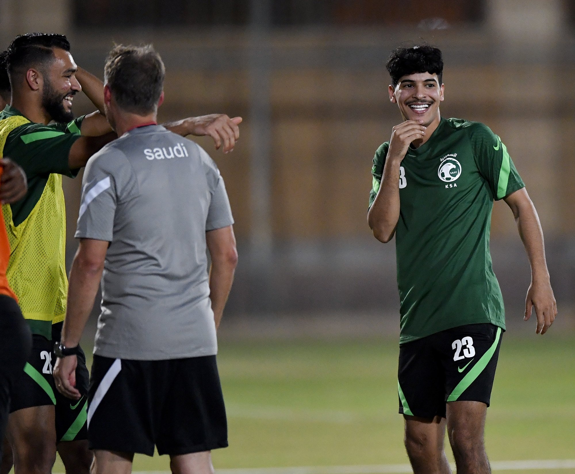 tuyen Saudi Arabia tap luyen anh 4