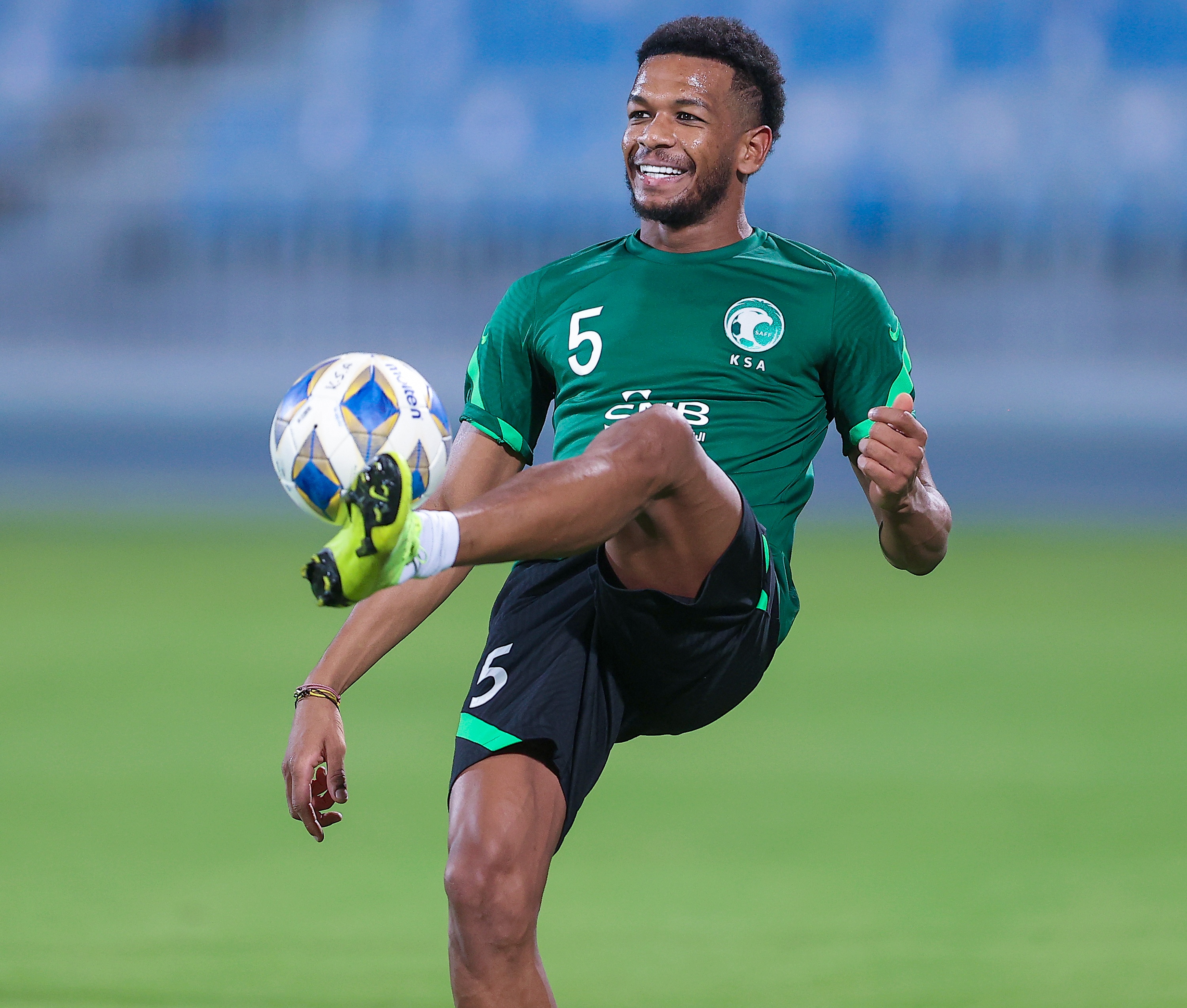 tuyen Saudi Arabia tap luyen anh 3