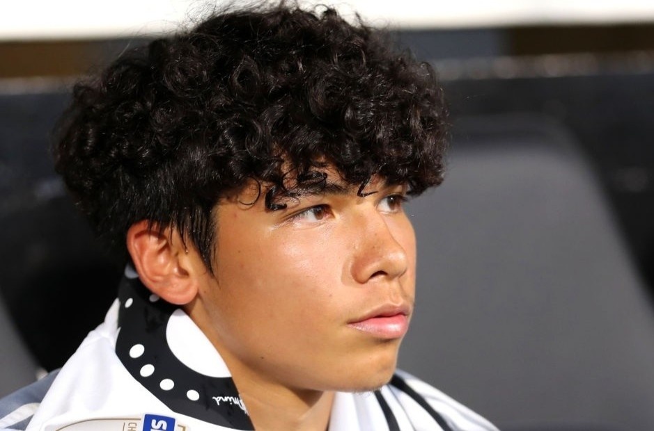 Tuyen thu U23 Thai Lan xuong choi o giai hang Ba Anh hinh anh