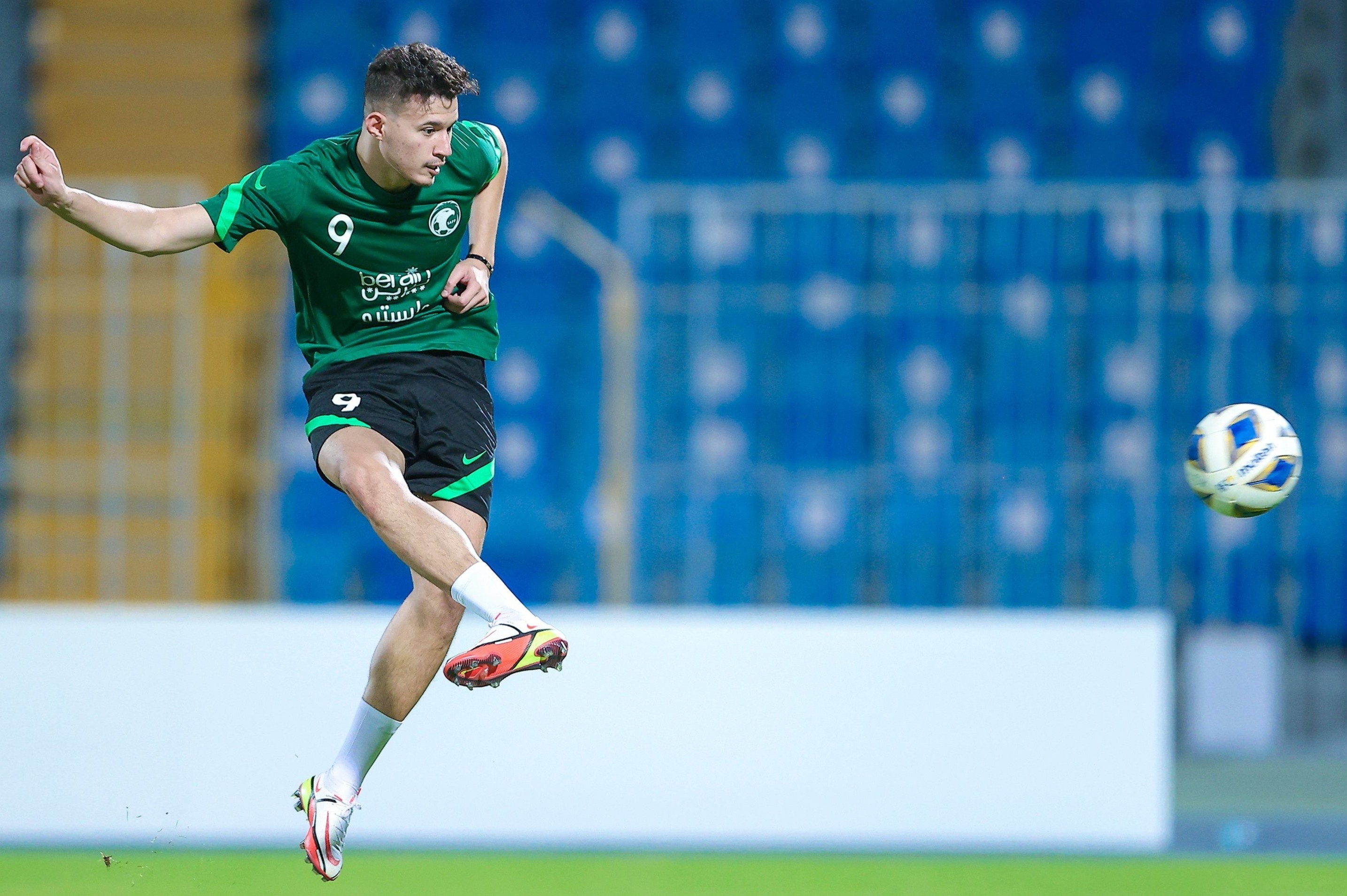 Tuyen Saudi Arabia tang cuong tap dut diem hinh anh