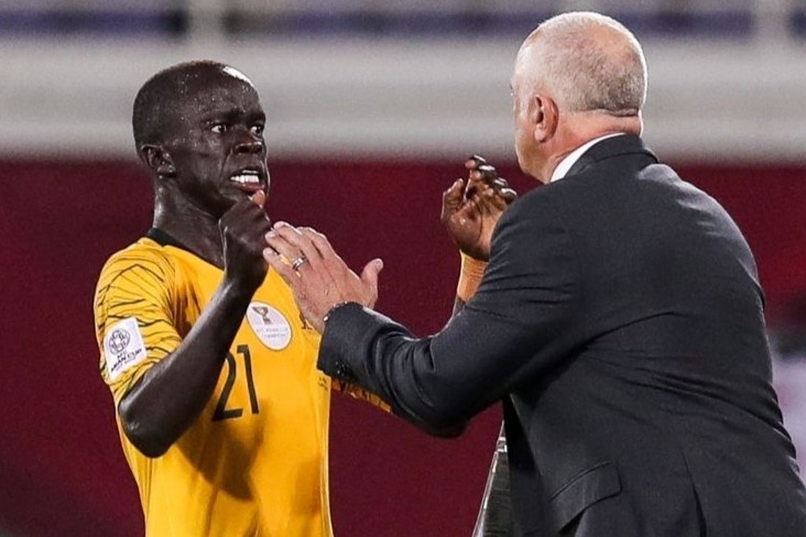 Tien dao Australia hao hung sau tran thang o vong loai World Cup hinh anh