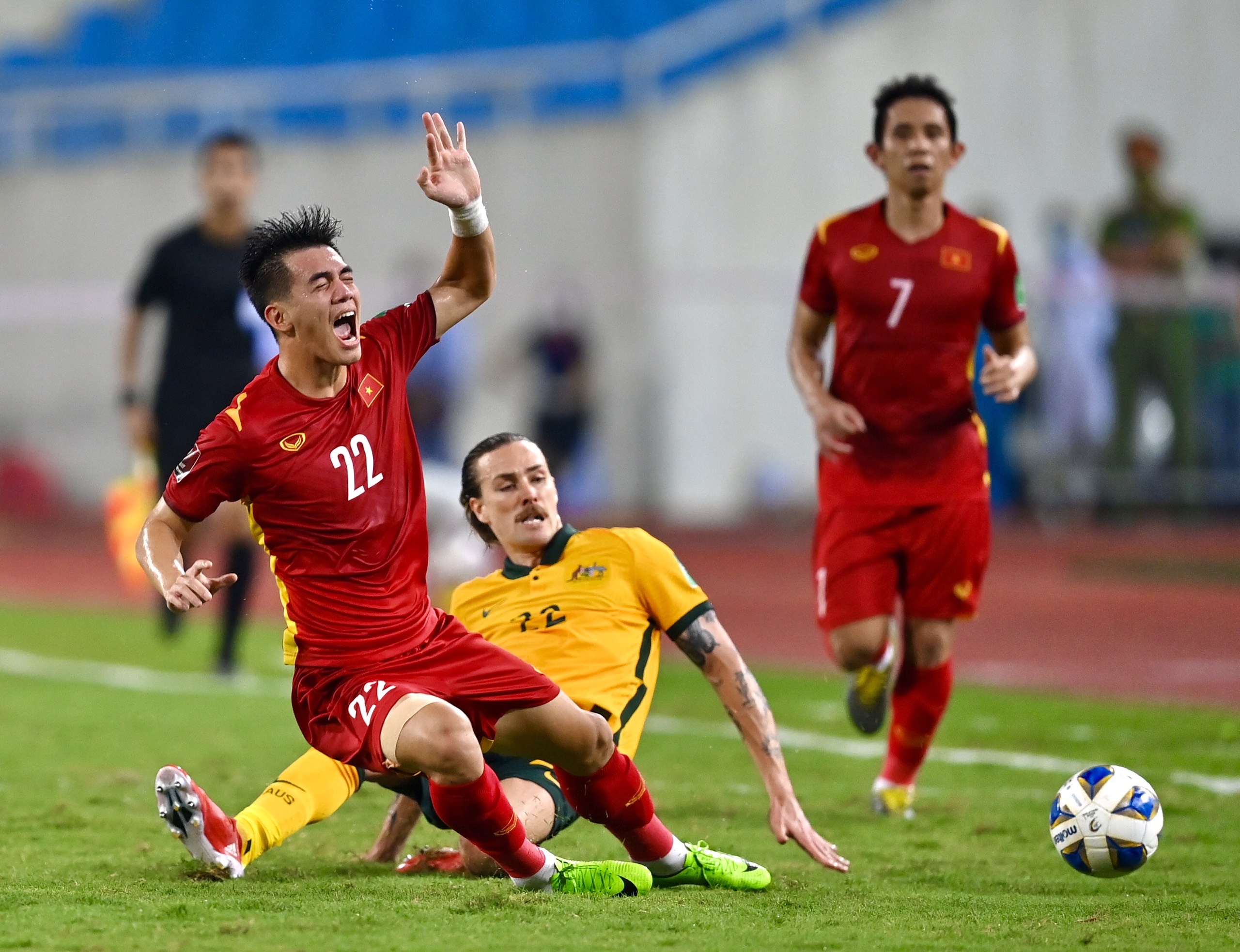 Bao Australia: 'Doi tuyen thang tran nhoc nhan truoc Viet Nam' hinh anh