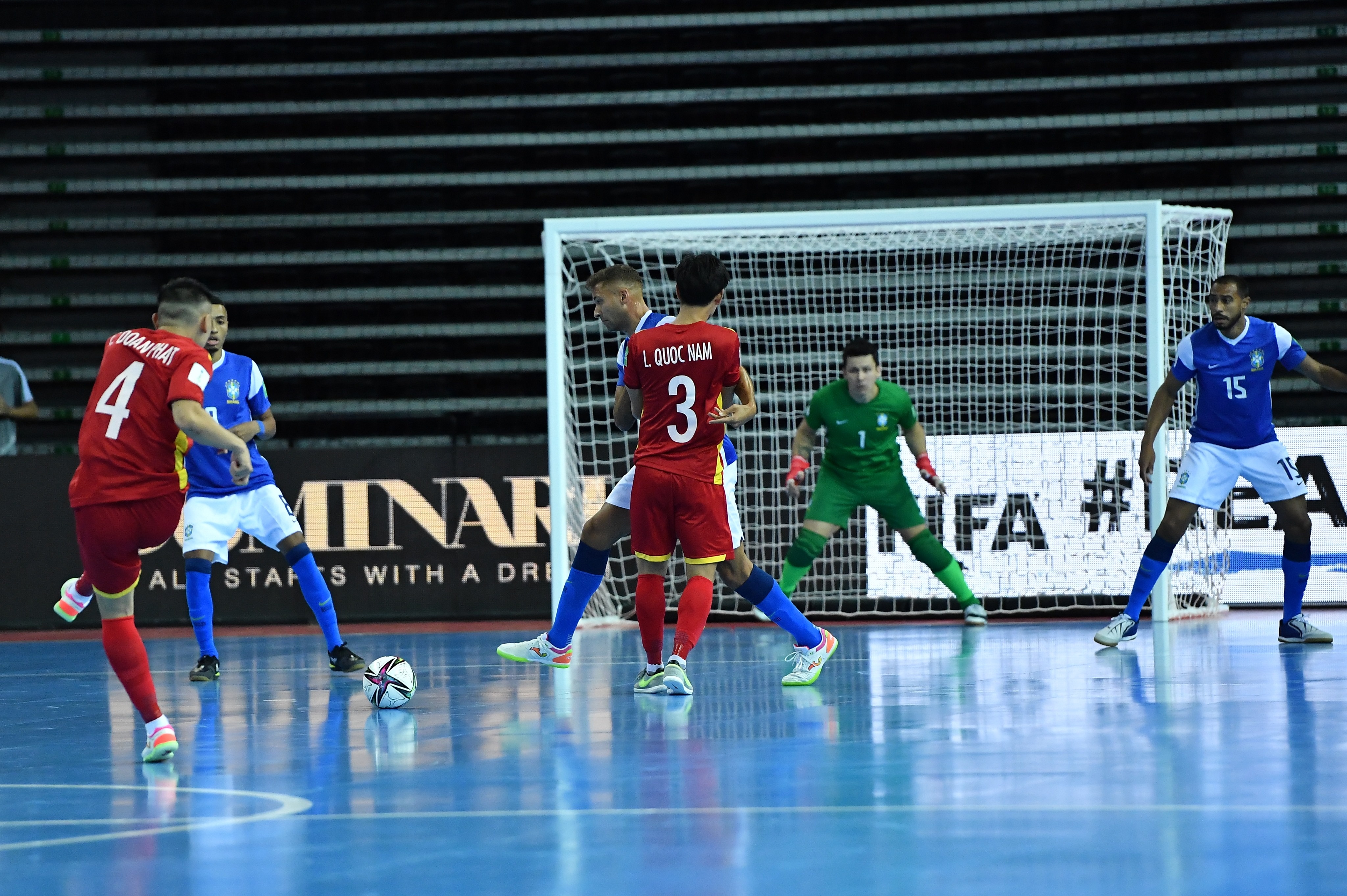 viet nam - brazil futsal anh 4