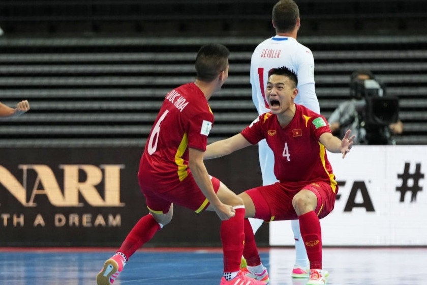 Tuyen futsal Viet Nam gap Nga o vong 1/8 World Cup hinh anh