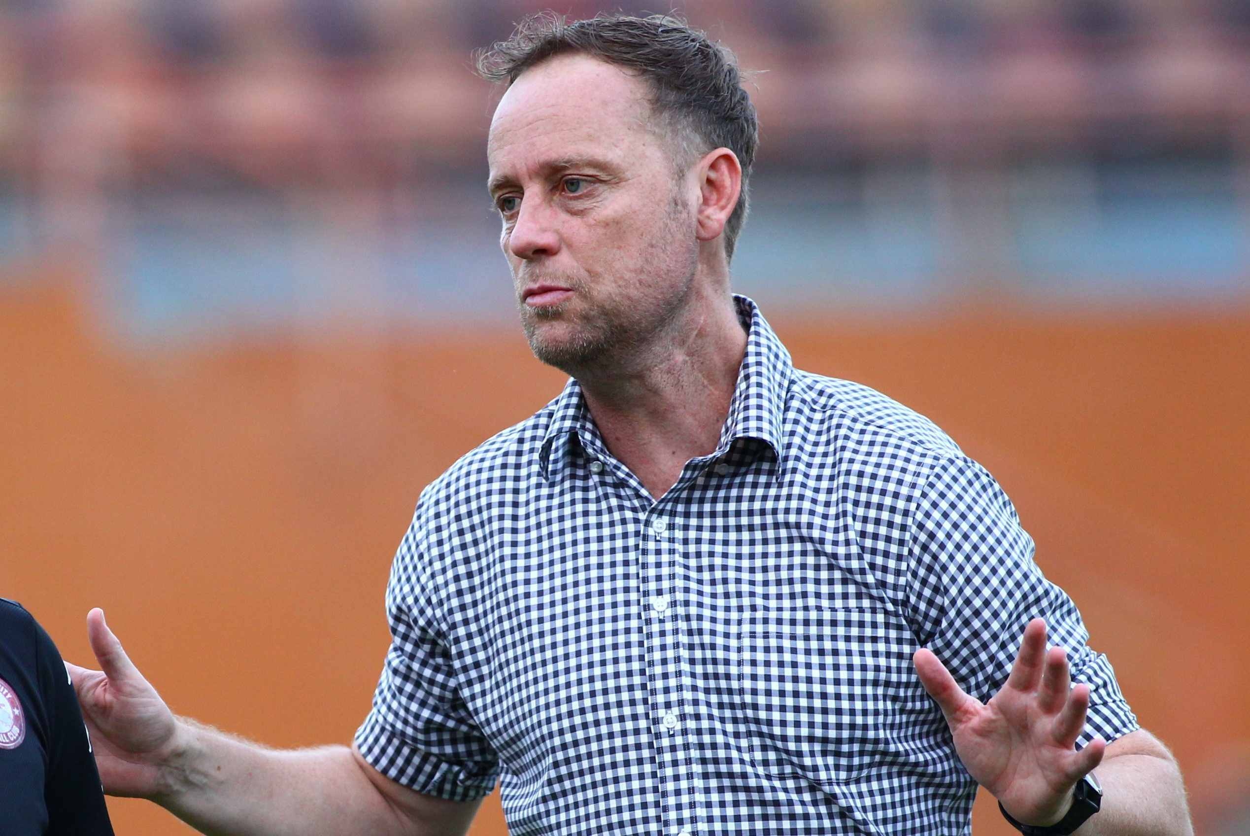 HLV Polking dan dat tuyen Thai Lan hinh anh