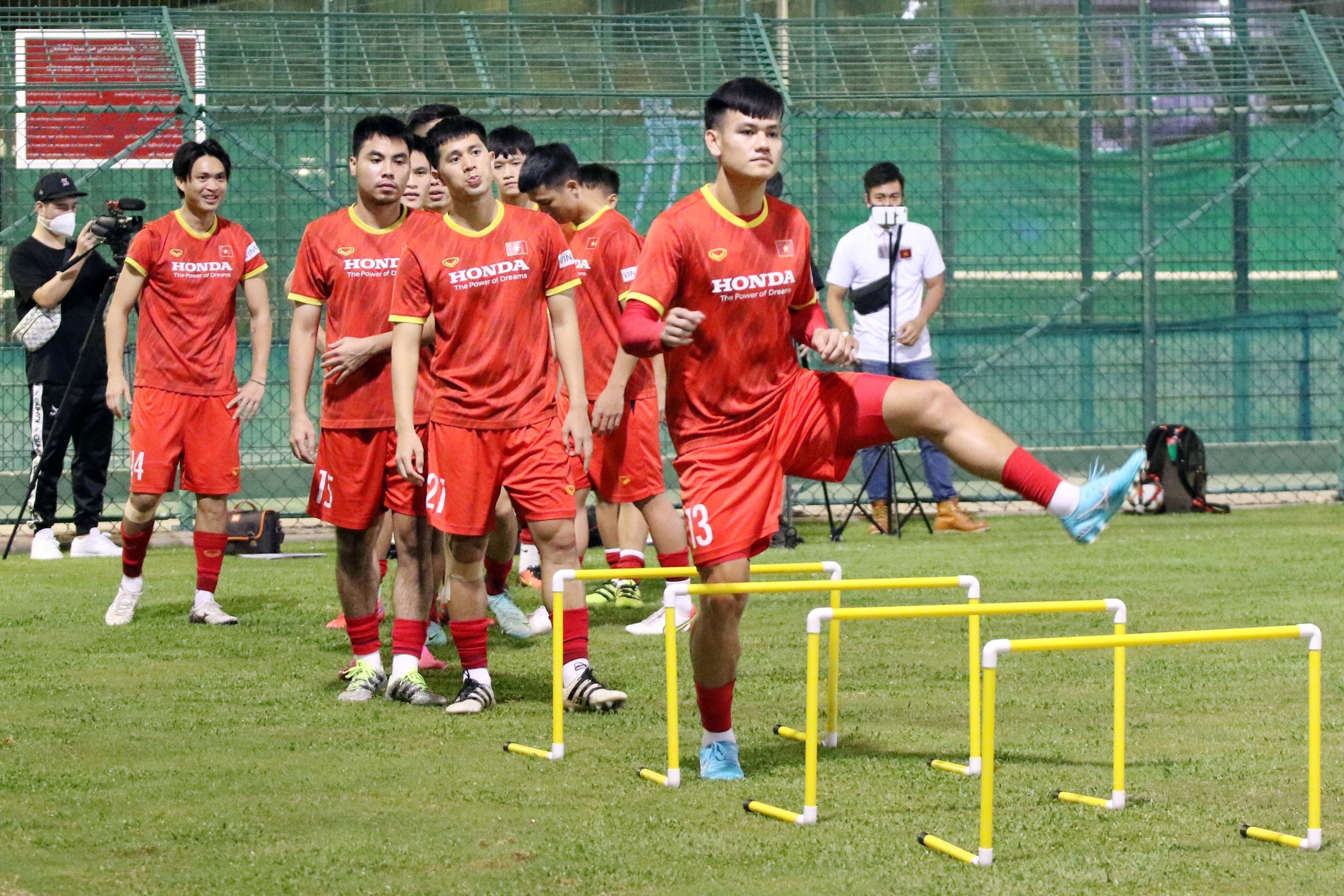 que ngoc hai chan thuong anh 4