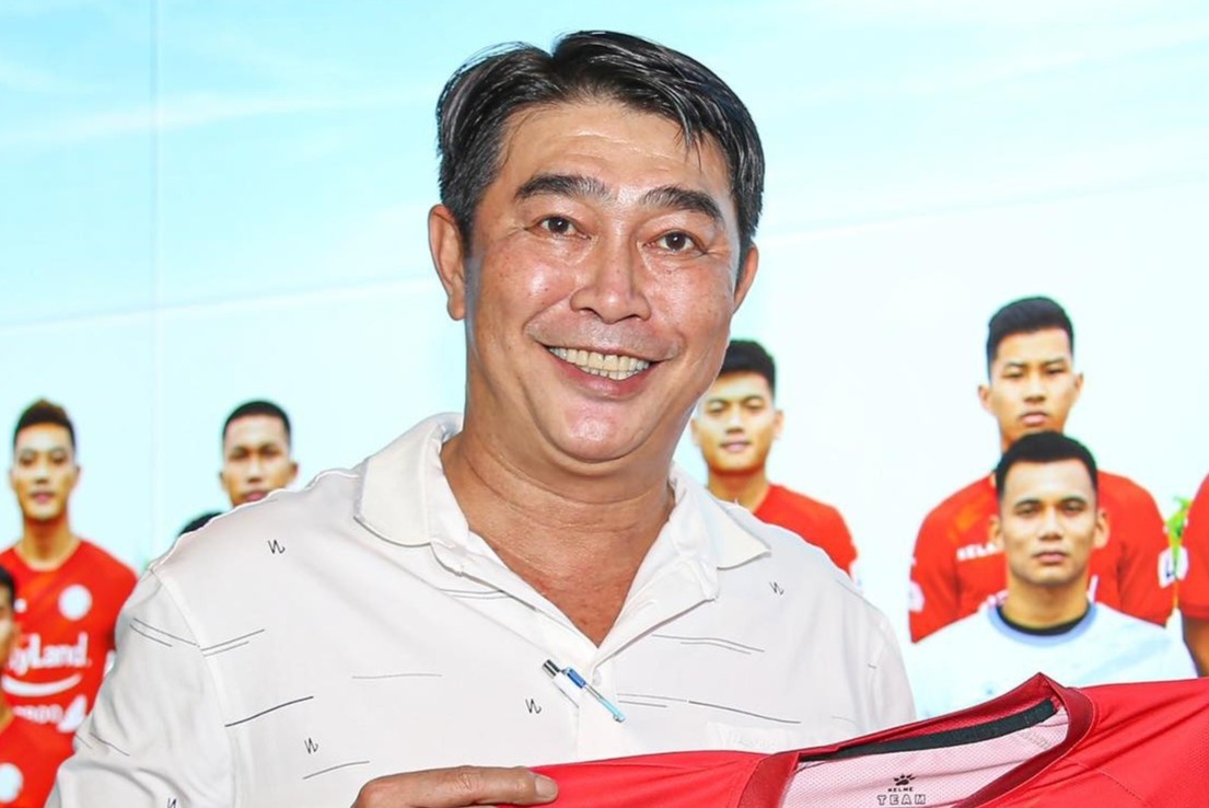 CLB TP.HCM cong bo HLV moi thay ong Polking hinh anh
