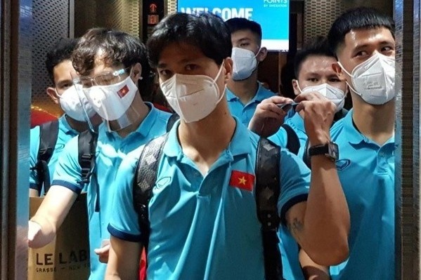 Khach san tuyen Viet Nam xuat hien ca nghi mac Covid-19 hinh anh