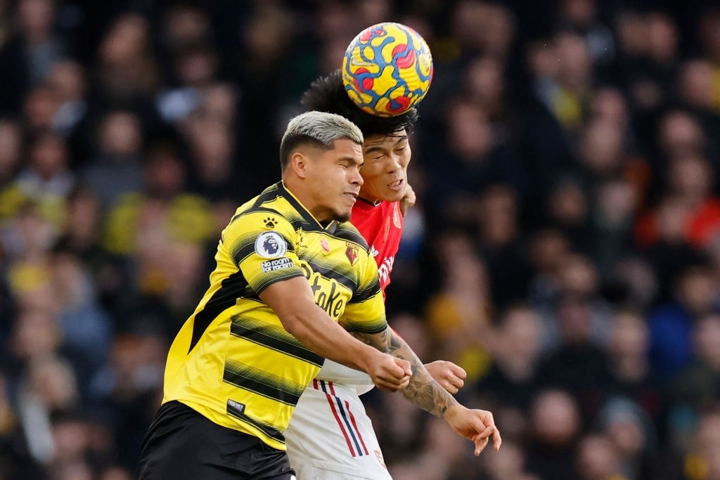 tuyen thu nhat ban toa sang o chau au anh 6