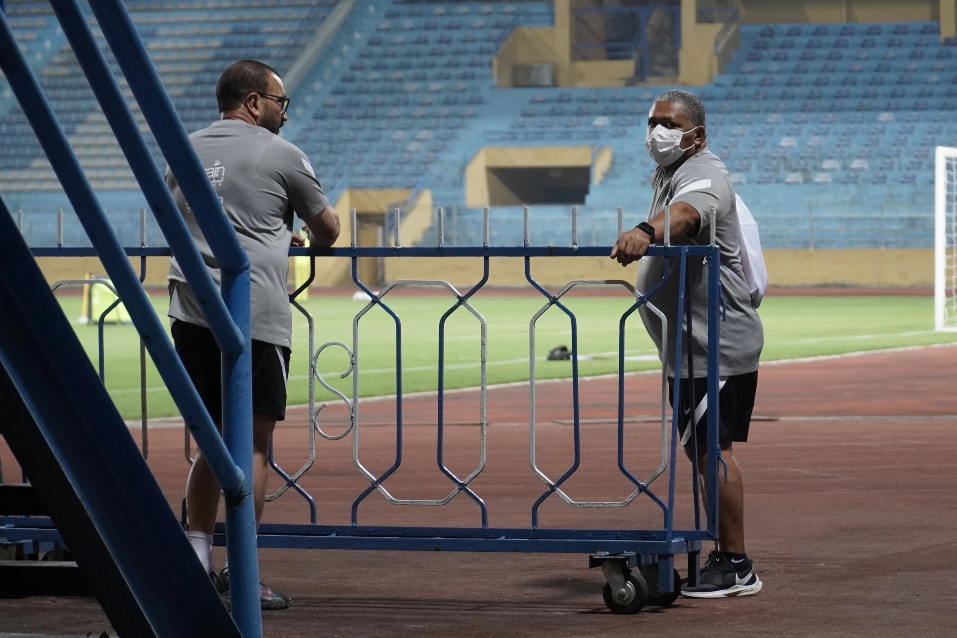 Tuyen Saudi Arabia tap kin o san Hang Day hinh anh