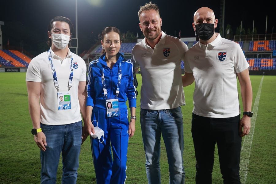 doi hinh tuyen thai lan anh 1