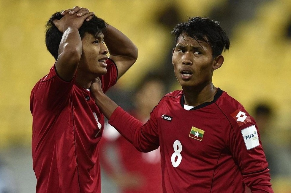Bong da Myanmar van chat vat sau ky tich U20 World Cup hinh anh